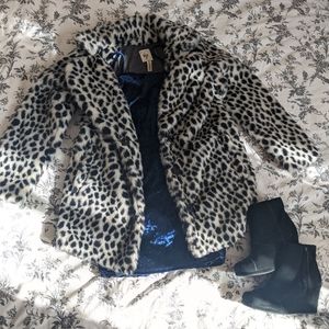 Billabong faux fur jacket